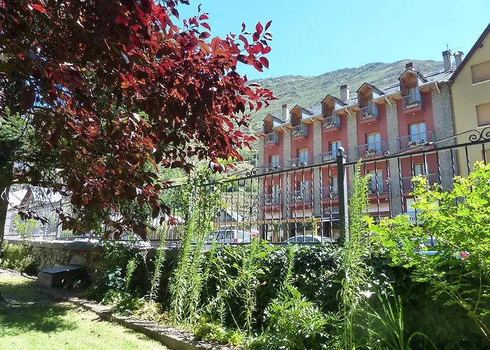 호텔 Vall D'aneu 2*