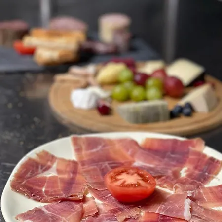 Hotel Vall D'aneu 2*