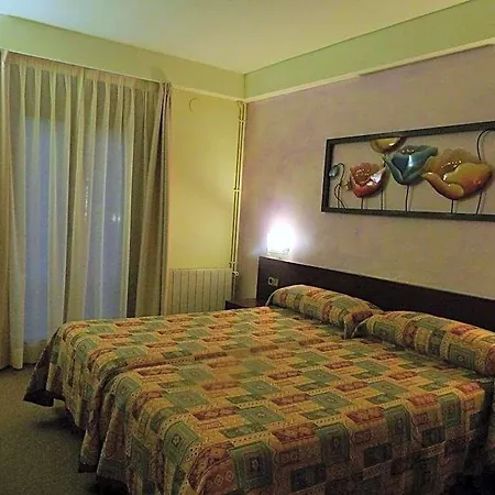 Y Vall D Aneu Hotel