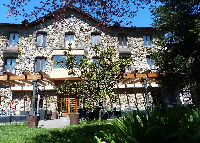 Vall D'aneu Hotell